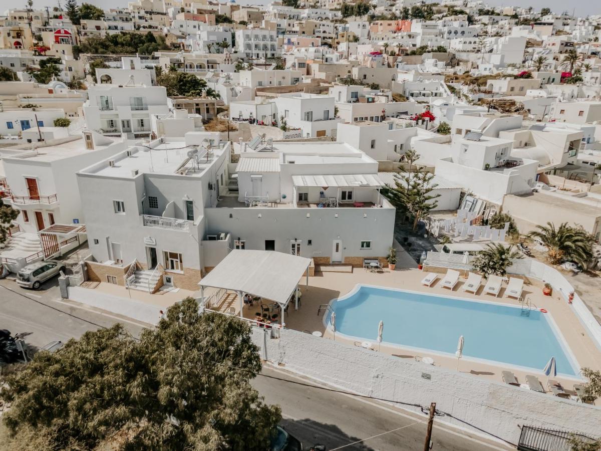 Thirasia 2* Fira (Santorini)