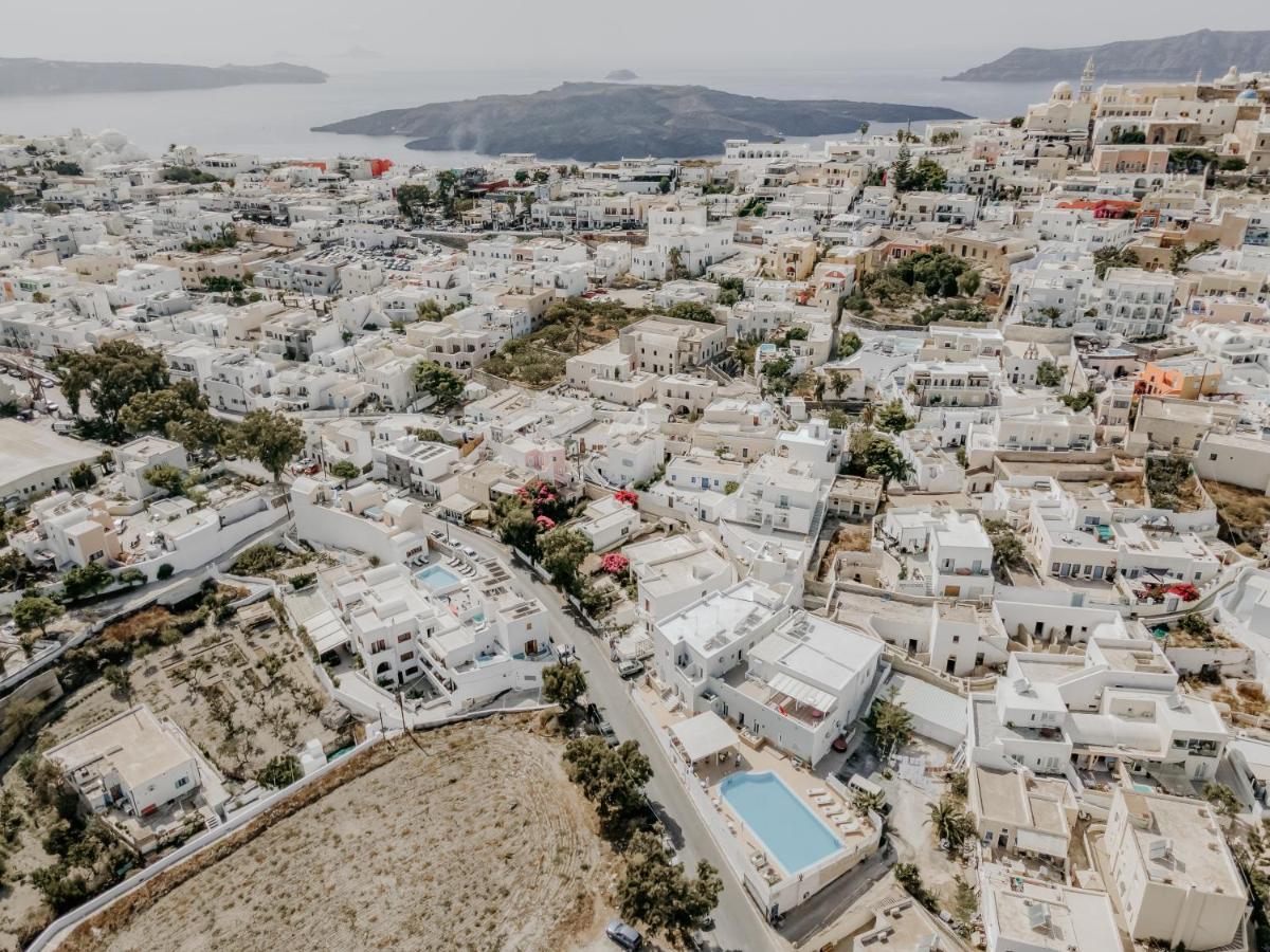 Thirasia Hotel