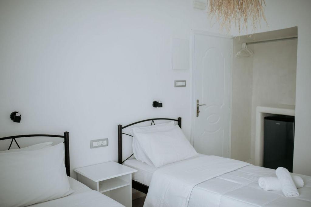 Thirasia Hotel 2*
